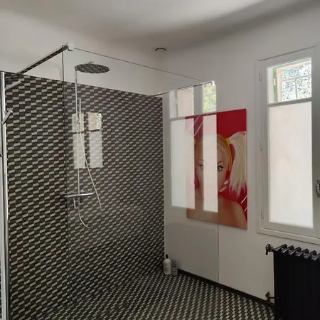Quarto em Acomodações Particulares Bastide Du Château